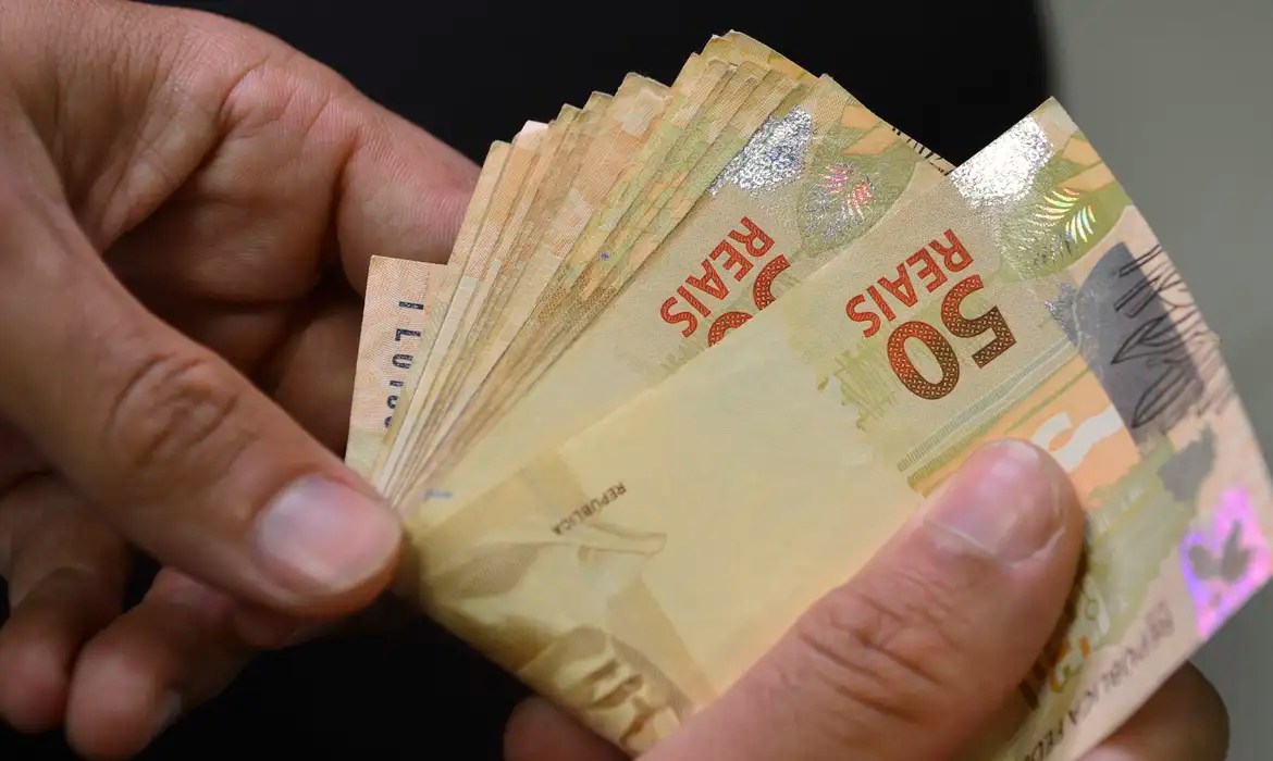 Inflation Drop Fuels Bets on Faster Selic Cuts