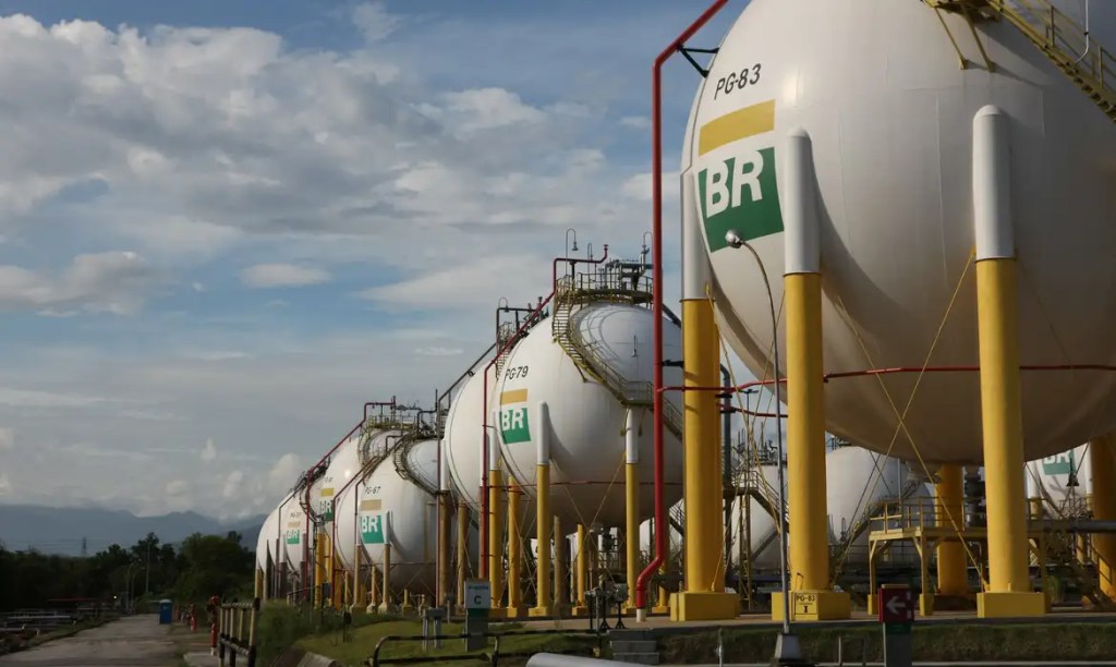 Petrobras Hits Record Gas Processing Capacity of 50 Million Cubic Meters a Day, Says President