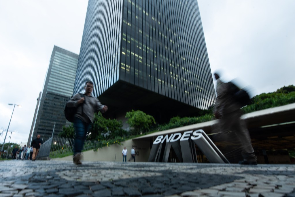 BNDES Posts Record $3B Recurring Profit in 2025
