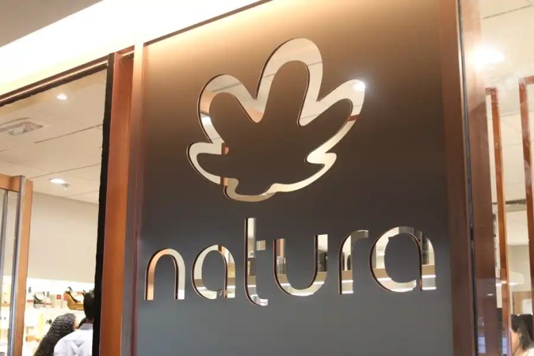 Natura Q1 loss