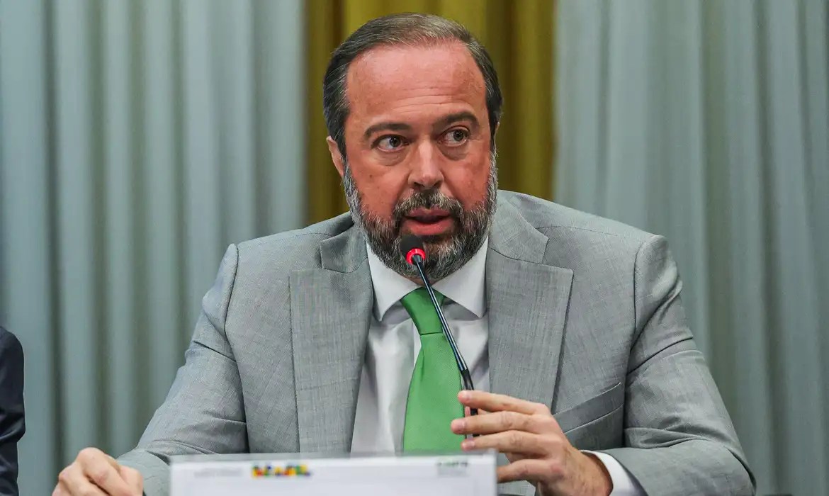 Silveira blasts Tarcísio’s “populist language” in Enel dispute