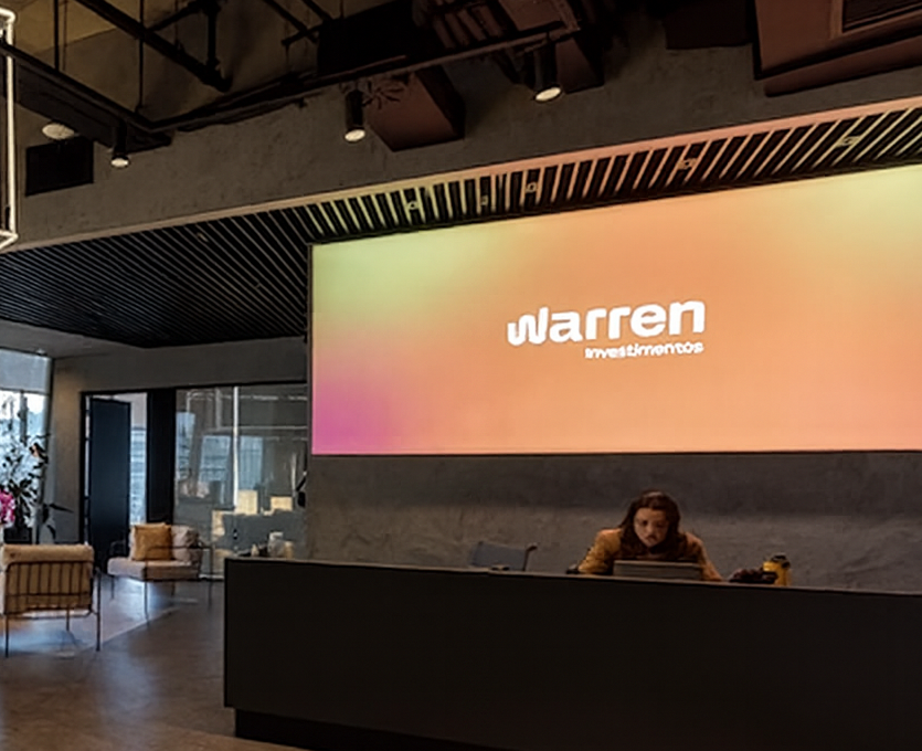 Selling Master Bank CDBs Is Like Putting Expired Yogurt on the Shelf, Says Warren CEO