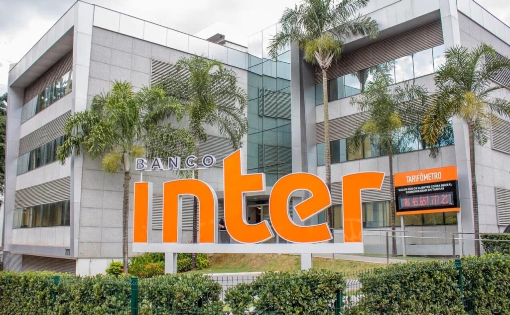 Inter Posts Record Profit but High Selic Stalls ROE