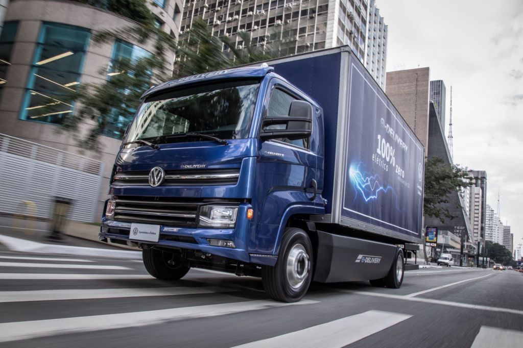 Companies Launch Brazil’s First Electric Freight Corridor on the Dutra Highway