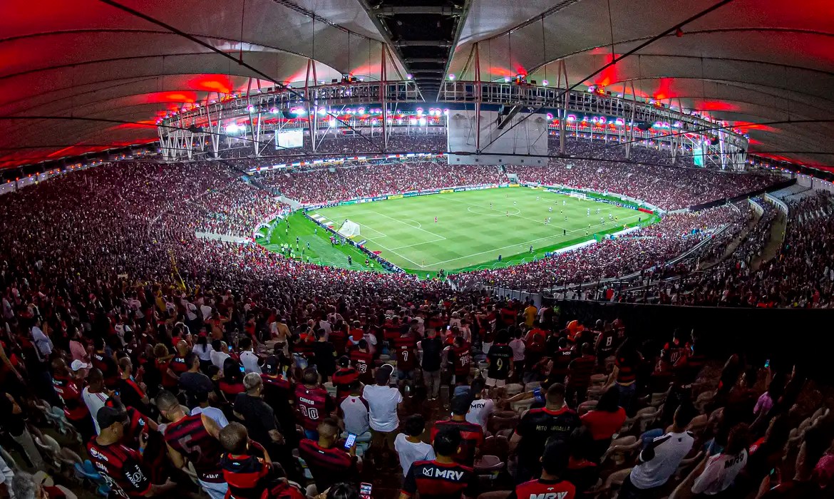 Cade blocks new members in Brazil’s soccer leagues
