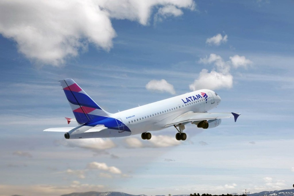 LATAM posts $379 million profit and raises guidance after a quarter of strong demand