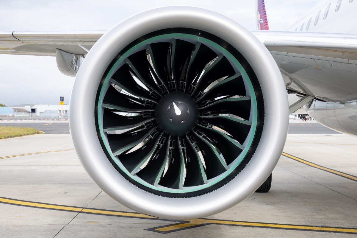 Embraer expands component-pool support with Airlink to cover 10 new E2 jets