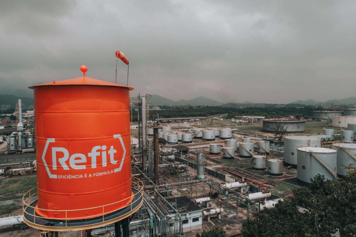 Refit Targeted in R$52 Billion Federal Police Operation