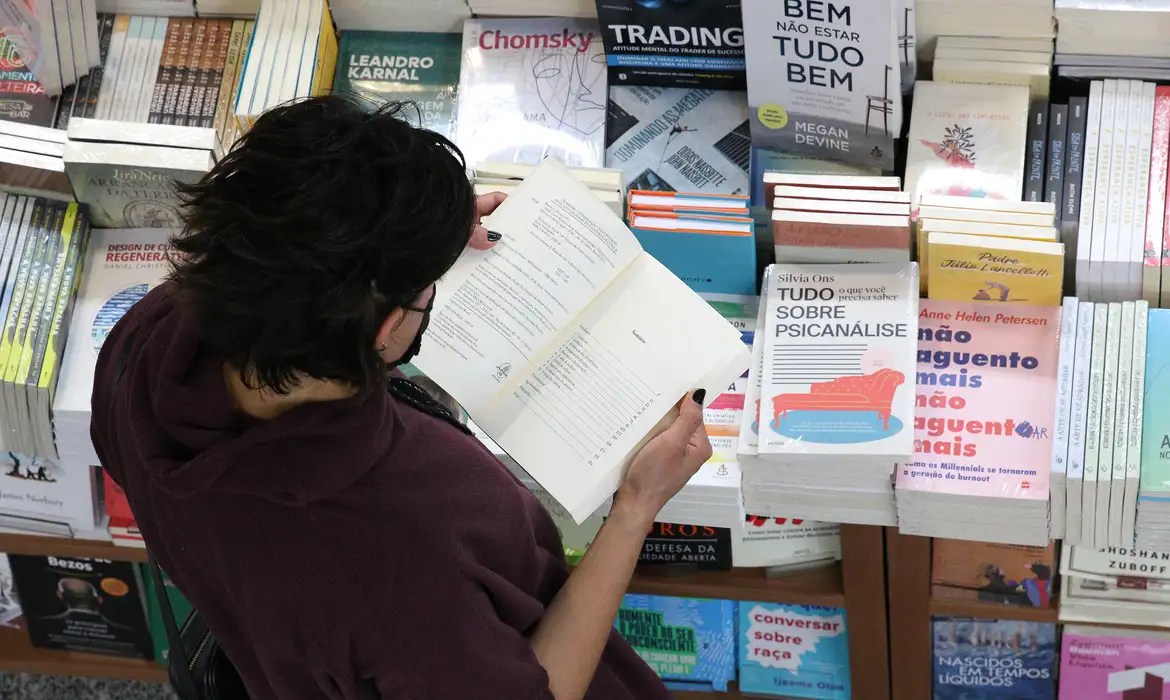 Brazil’s Book Industry Expands 13% From 2023 to 2025