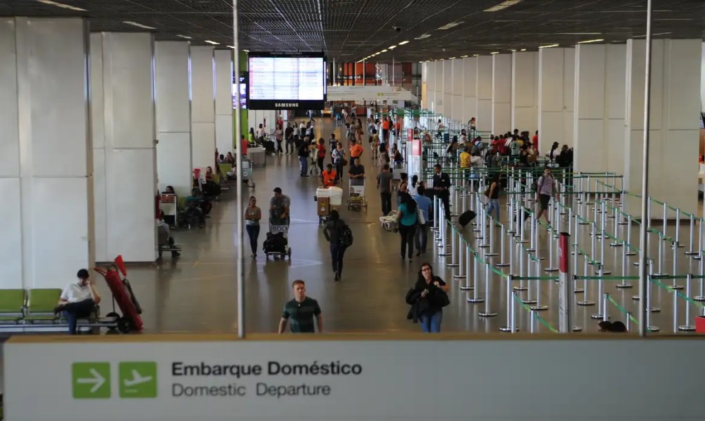 Brazil air travel hits record in first four months of 2026