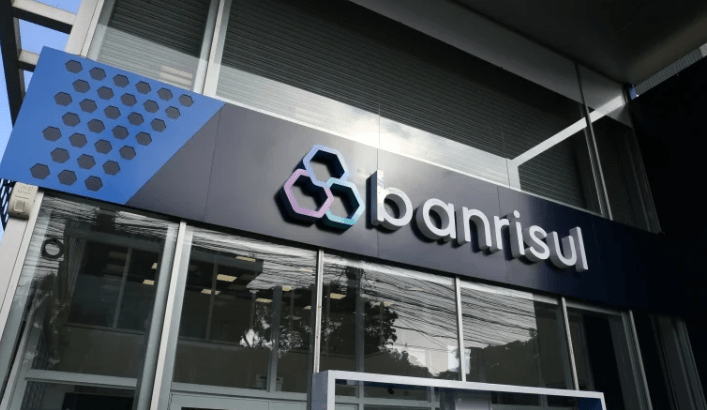 Banrisul 4Q25 Profit Nears R$1bn as Margins Offset Higher Provisions