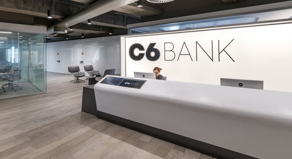 Brazil Suspends C6 Payroll Lending Over Improper Charges; Bank Disputes Findings