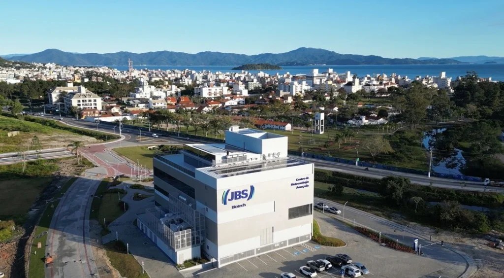 JBS opens biotech hub to develop ‘superproteins’