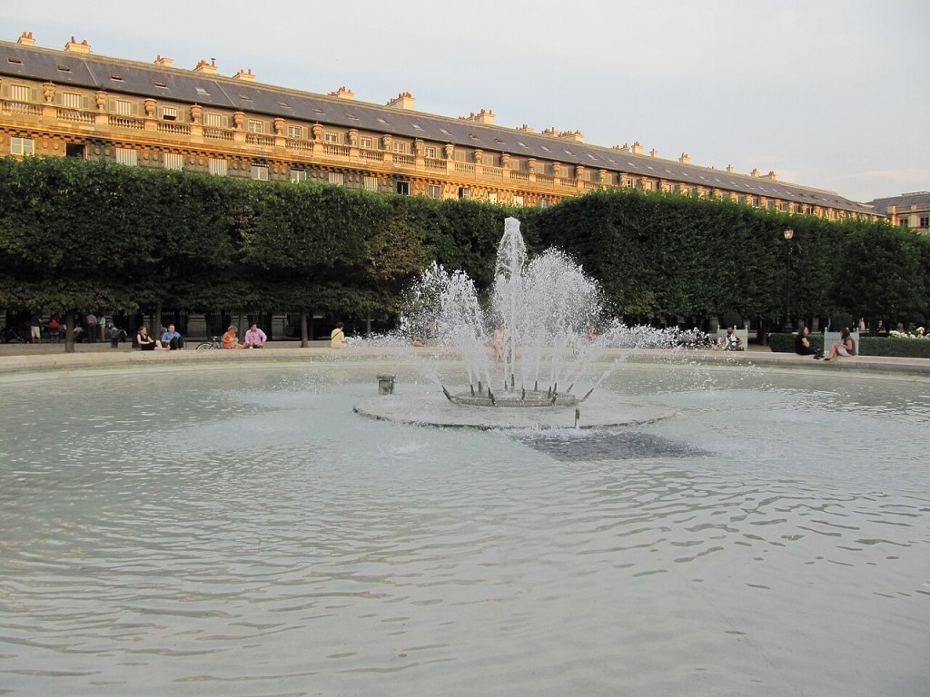 France’s Identity Crisis Has a Scent