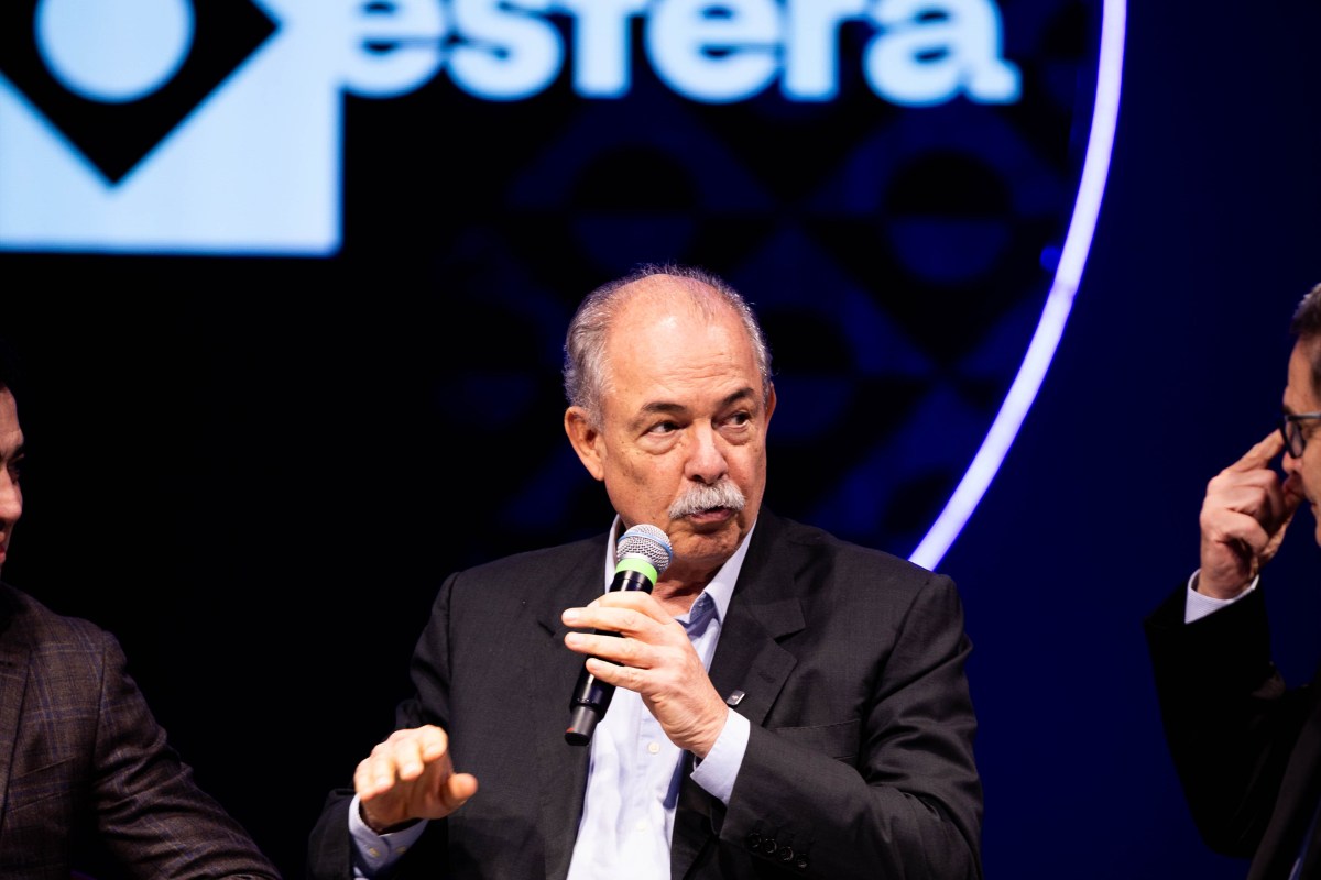 “Banco Master foi o maior crime financeiro da história do País”, diz Mercadante