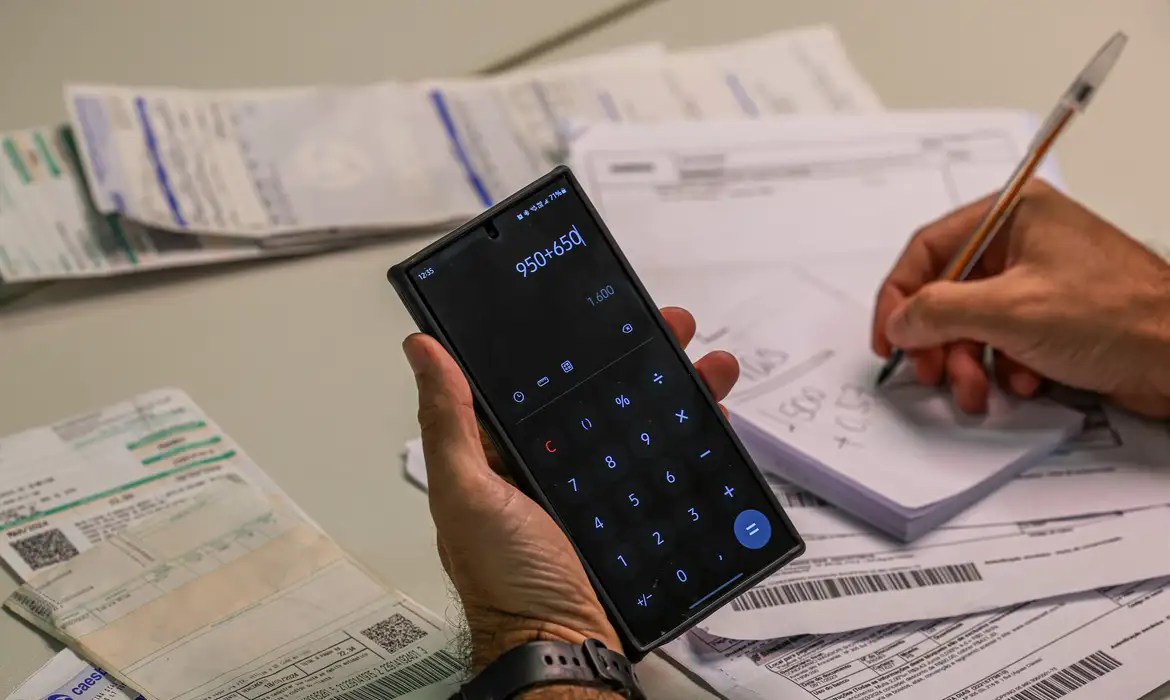 Brazil Debt Program Logs 17,000 FGTS Transactions